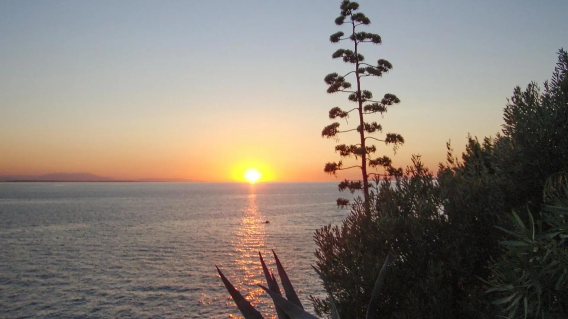 Elegant Apartment With Sea View In Neos Marmaras | 93 Sqm